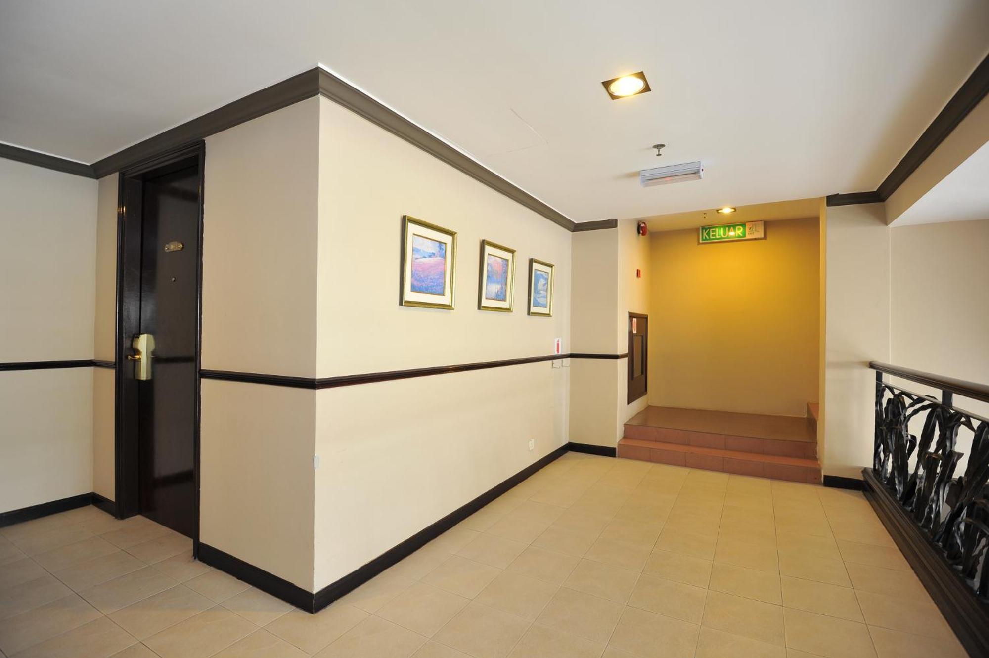 Hotel Mimosa Malacca Екстер'єр фото