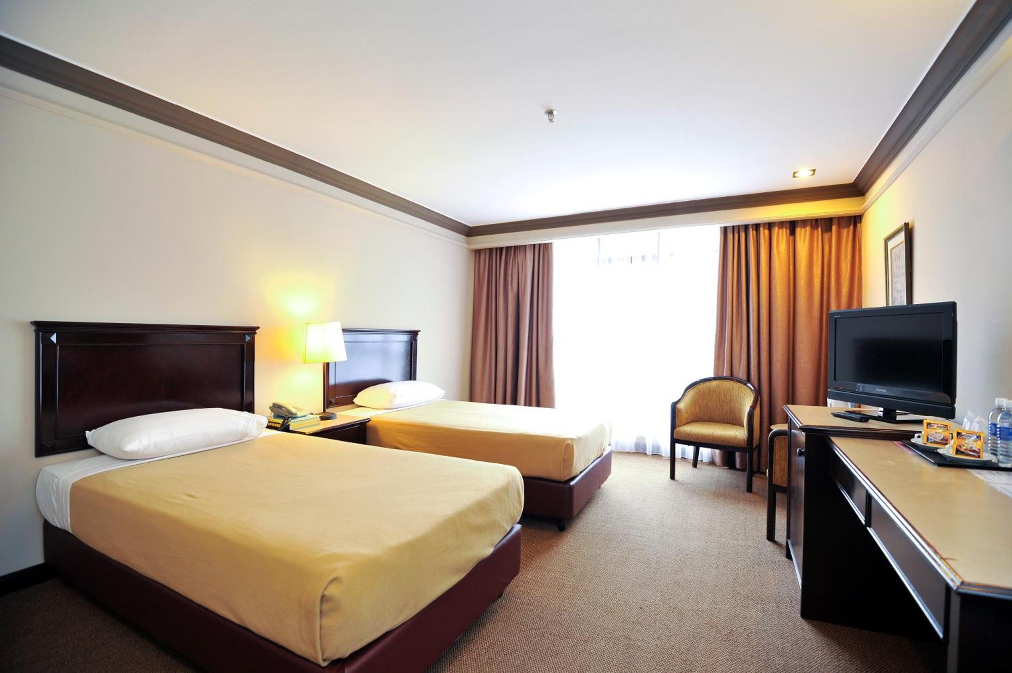 Hotel Mimosa Malacca Екстер'єр фото