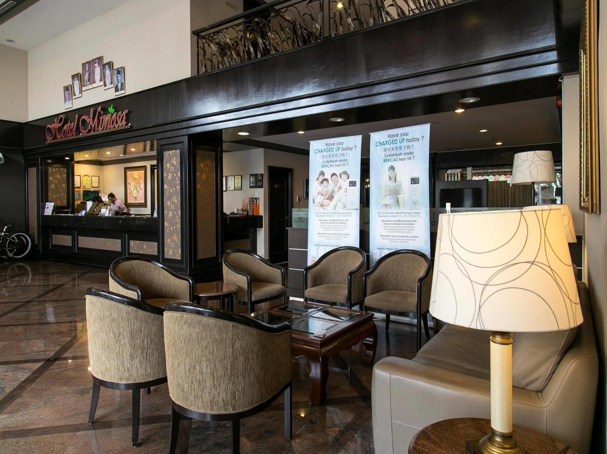 Hotel Mimosa Malacca Екстер'єр фото