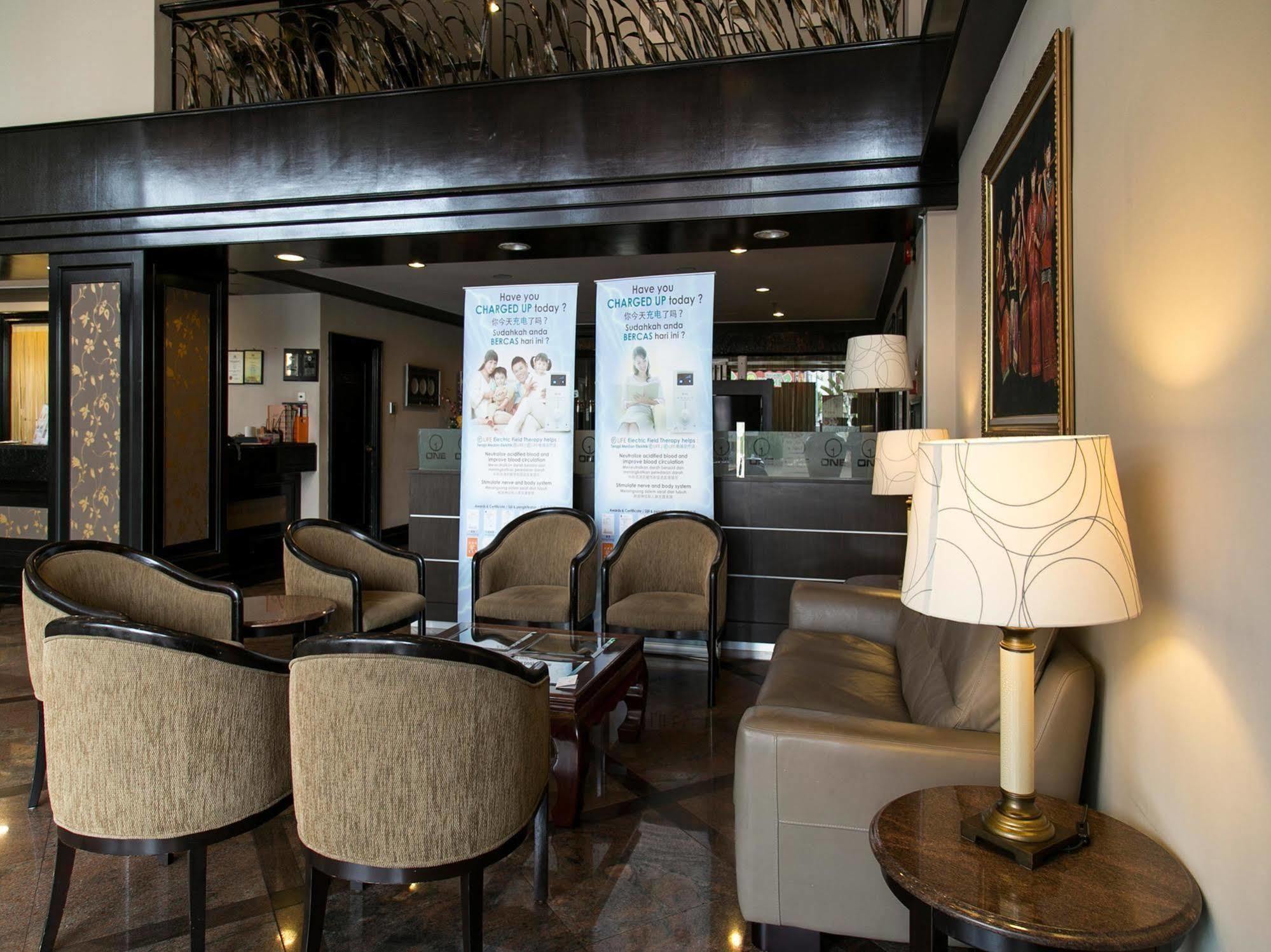 Hotel Mimosa Malacca Екстер'єр фото