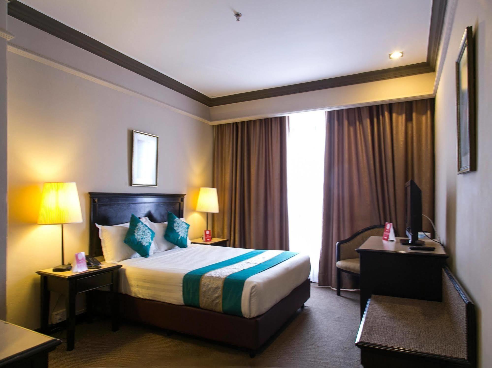 Hotel Mimosa Malacca Екстер'єр фото